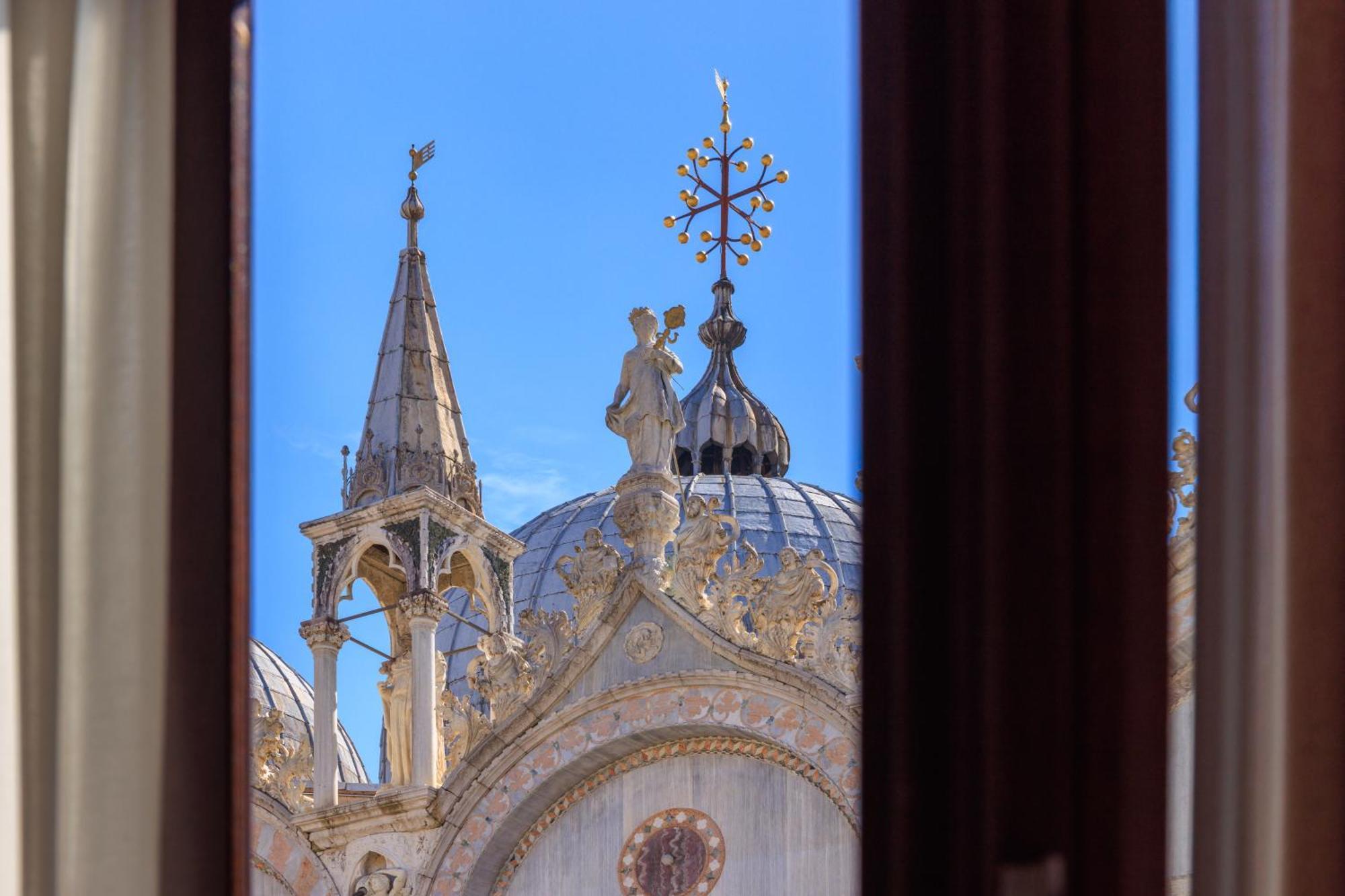 ホテル 286 Piazza San Marco ヴェネツィア エクステリア 写真